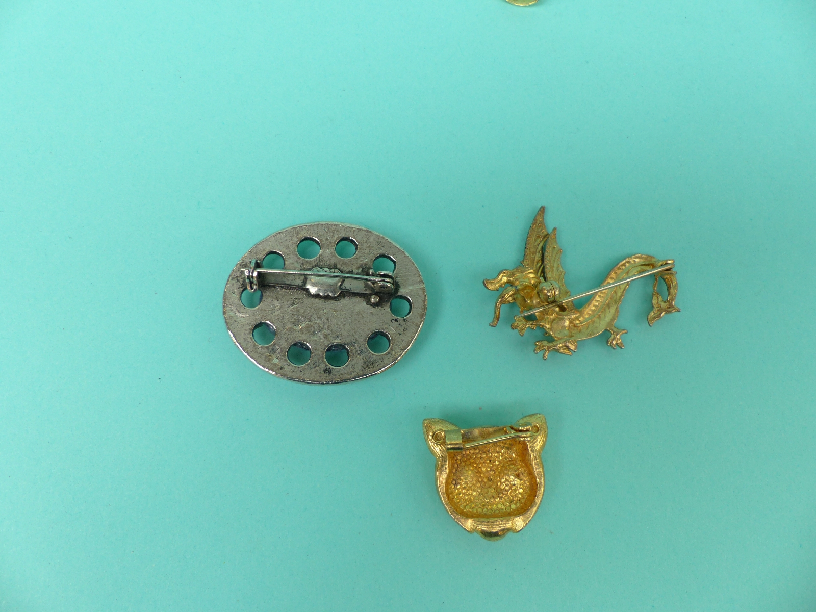 An earring set with a diamond, paste brooch, silver earrings, silver ring, silver Rotary watch, - Image 4 of 7