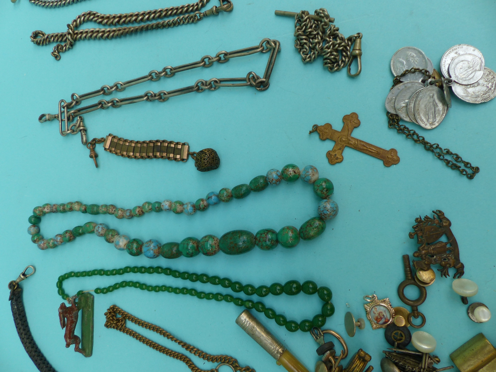 A collection of various Alberts, watch chains, agate necklace, yellow metal watch chain, - Image 4 of 5