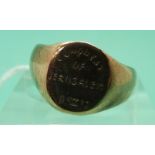 A yellow metal signet ring marked 9k engraved "Conquest of Jerusalem", 3.