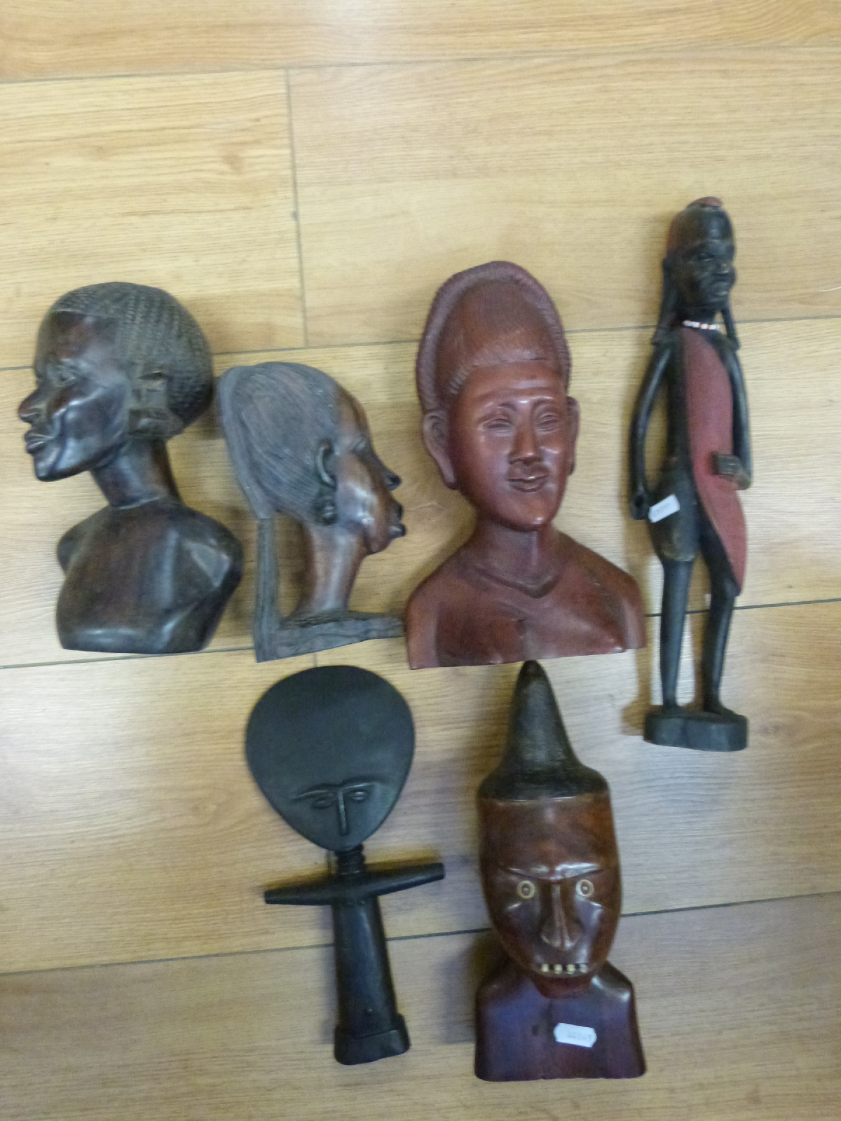 A large collection of African hardwood tribal figures and busts including pre 1940s Afrormosia - Image 2 of 3