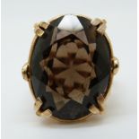 A 9ct gold ring set with a large smoky quartz (size I)