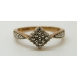 A 9ct gold ring set with diamonds, total diamond weight approximately 0.25ct, 2.