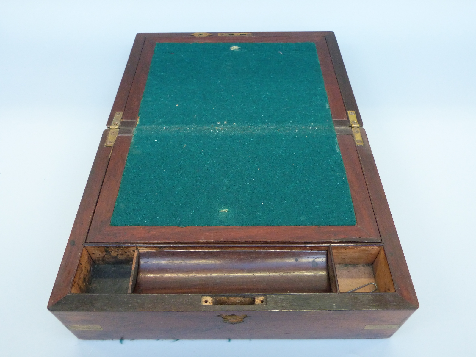 A 19thC brass inlaid rosewood writing slope with inset baize writing surface, - Image 2 of 4