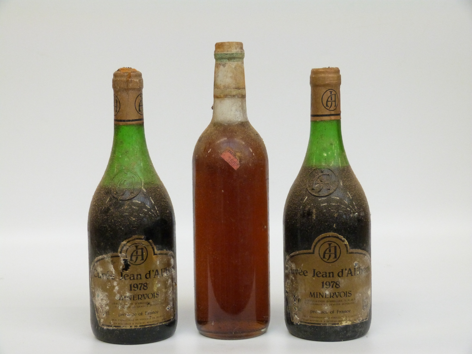 Twenty one bottles of vintage wine including Cuvee Jean d'Albery 1978 Minervois x2, - Image 12 of 12