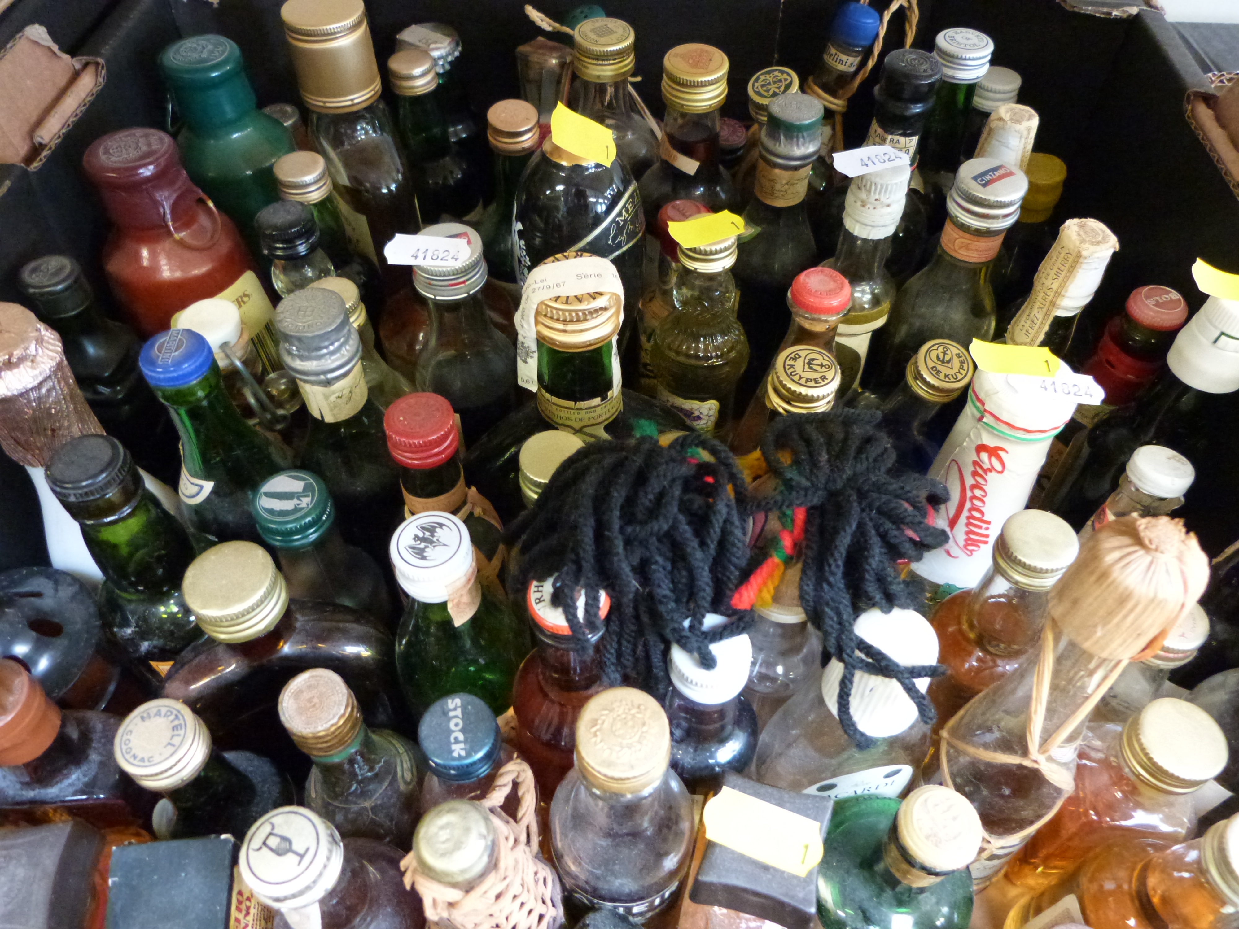 Approximately 120 alcohol miniatures including vodkas, rum, wines, - Image 3 of 3