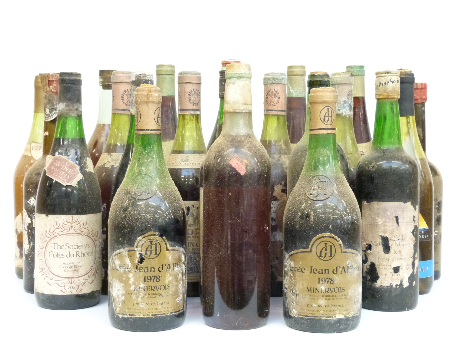 Twenty one bottles of vintage wine including Cuvee Jean d'Albery 1978 Minervois x2,