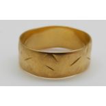 A 22ct gold wedding band, 4.