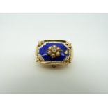 A Victorian brooch,