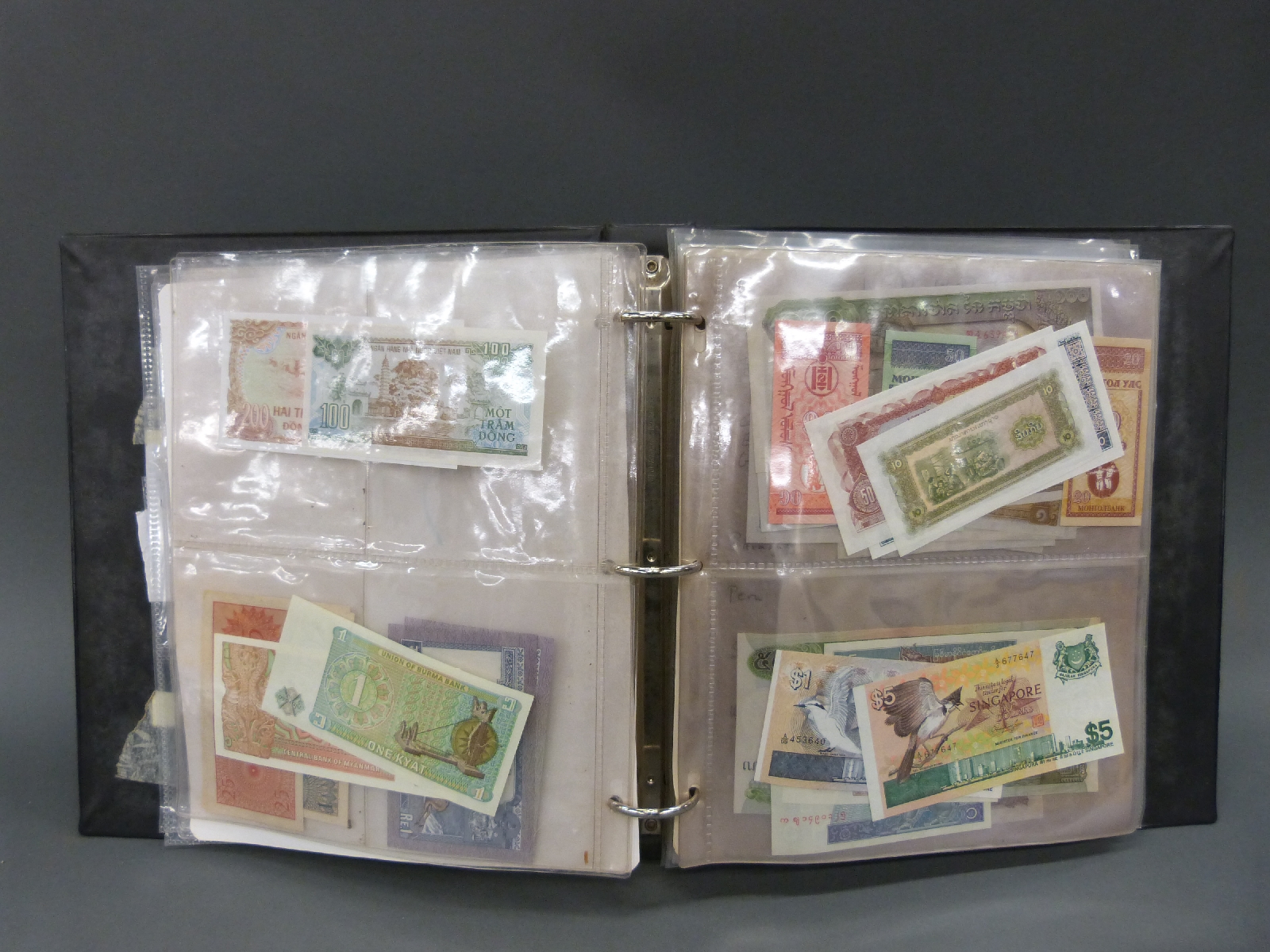 A collection of world bank notes in an album, approximately 180 in all, many uncirculated, - Image 3 of 6