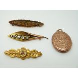 Two 9ct gold brooches one set with seed pearls, a 9ct gold locket (6.