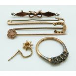 Two 9ct gold brooches, a 9ct gold stick pin (4.