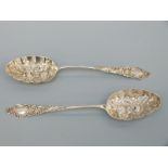 A Victorian/Edward VII pair of hallmarked silver berry spoons Birmingham 1901,