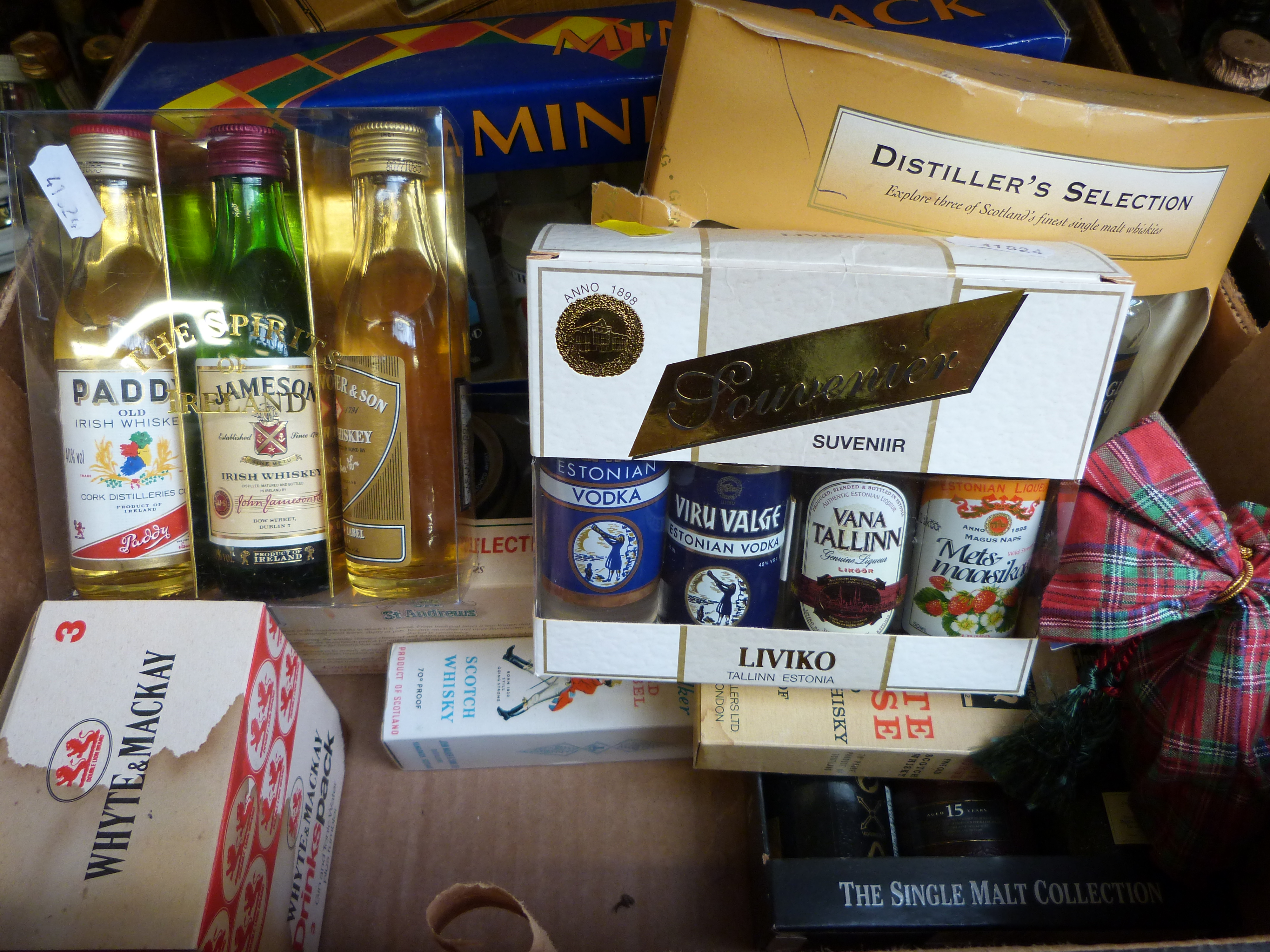 A collection of alcohol miniatures in presentation packs and boxes, including Glenmorangie whisky, - Image 2 of 3