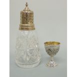 A Victorian hallmarked silver egg cup, Birmingham 1899 maker Levi & Salaman,