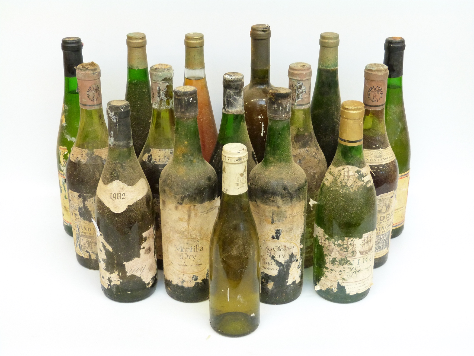 Sixteen bottles of vintage wines, some with missing labels, - Image 2 of 8