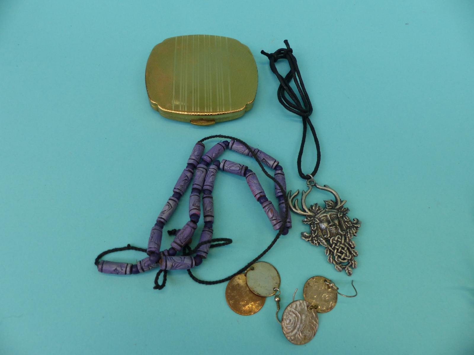 A large collection of costume jewellery including amethyst brooch, rock crystal pendant, - Image 16 of 26