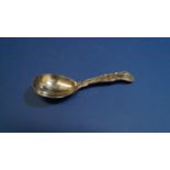 A George III silver Kings pattern caddy spoon, by John Harris, London 1826, 11.4cm.