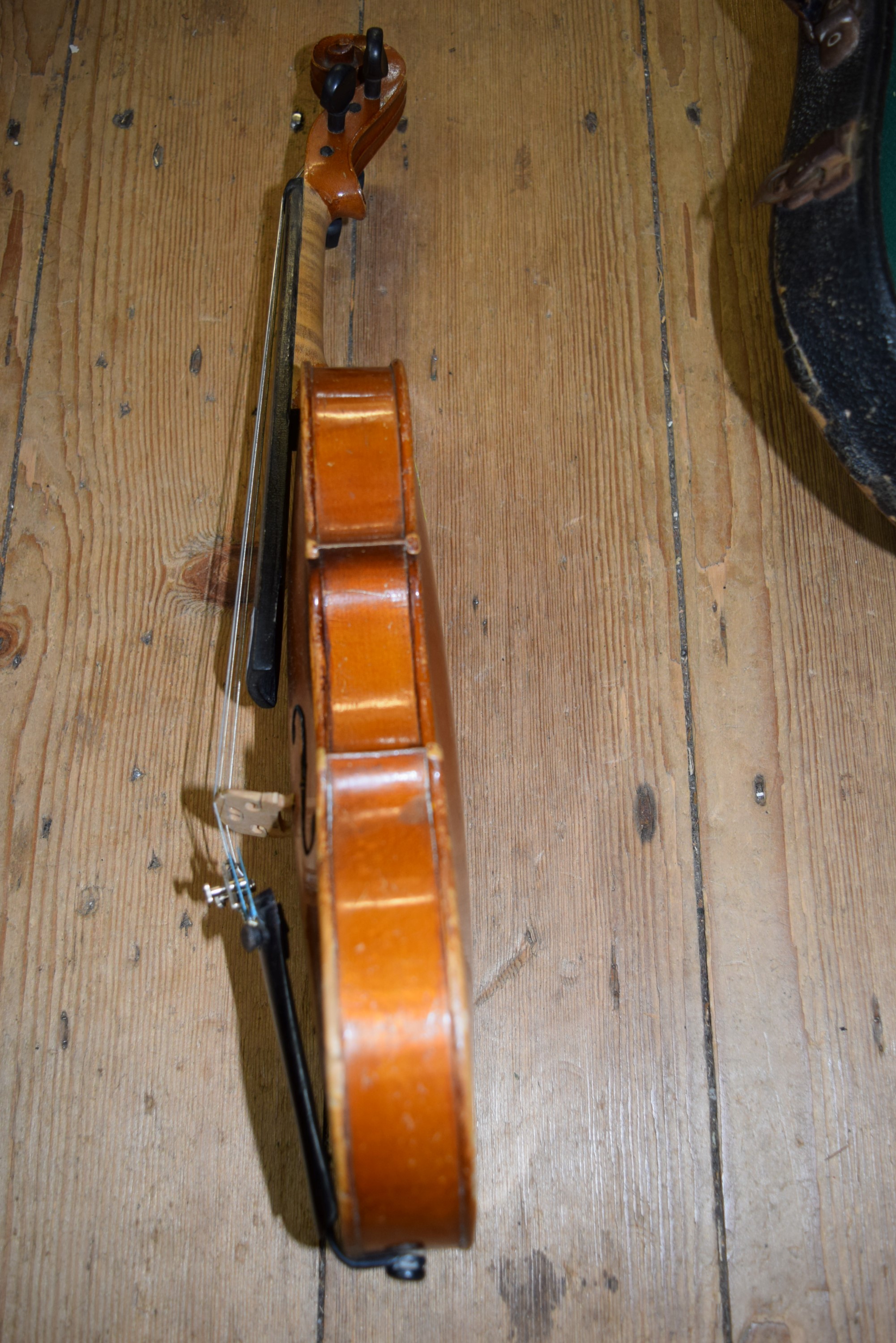 A small Continental violin, with 11 inch back, in case. - Image 3 of 4