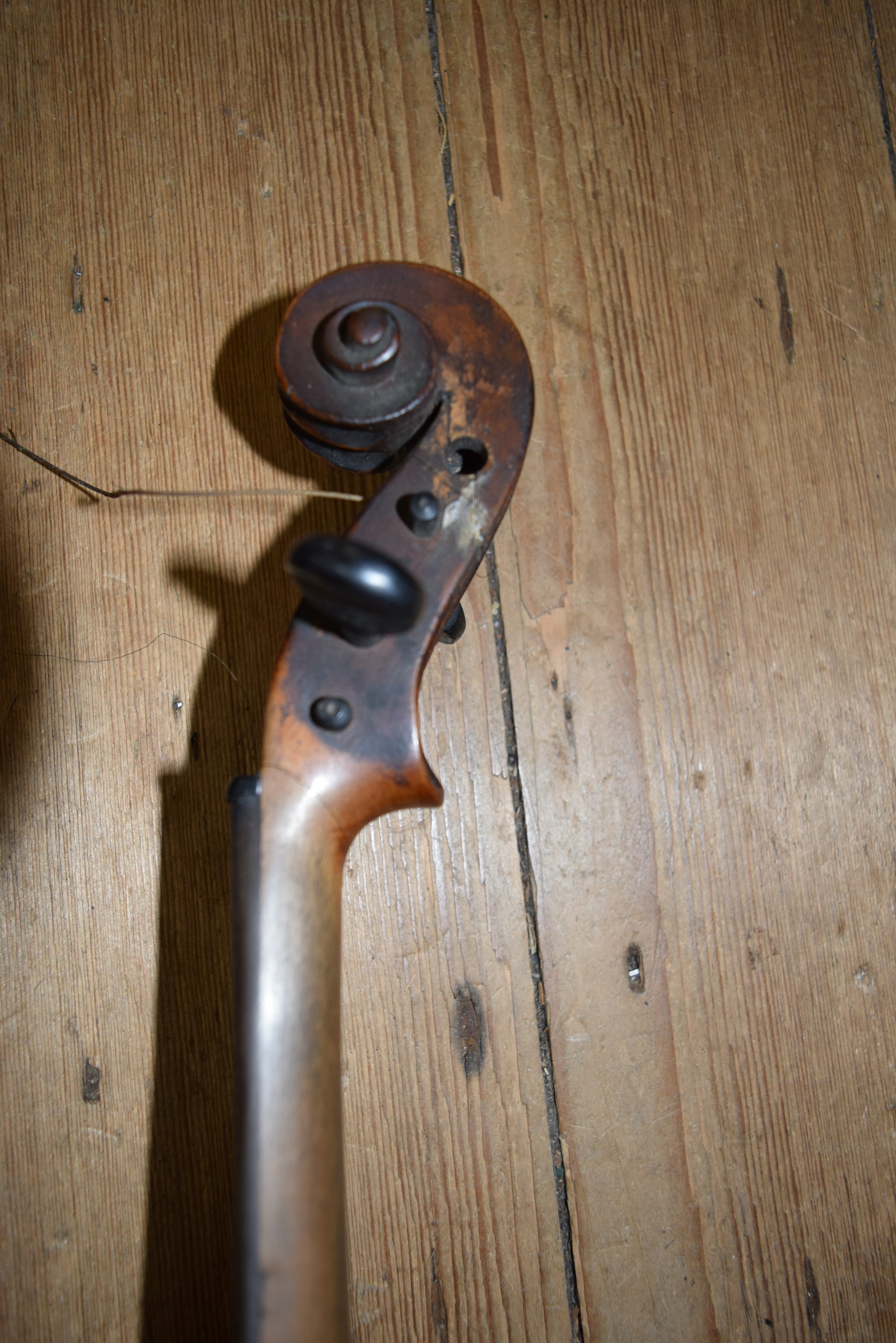 An antique Continental violin, with 14 inch back, cased and with bow. - Image 4 of 5