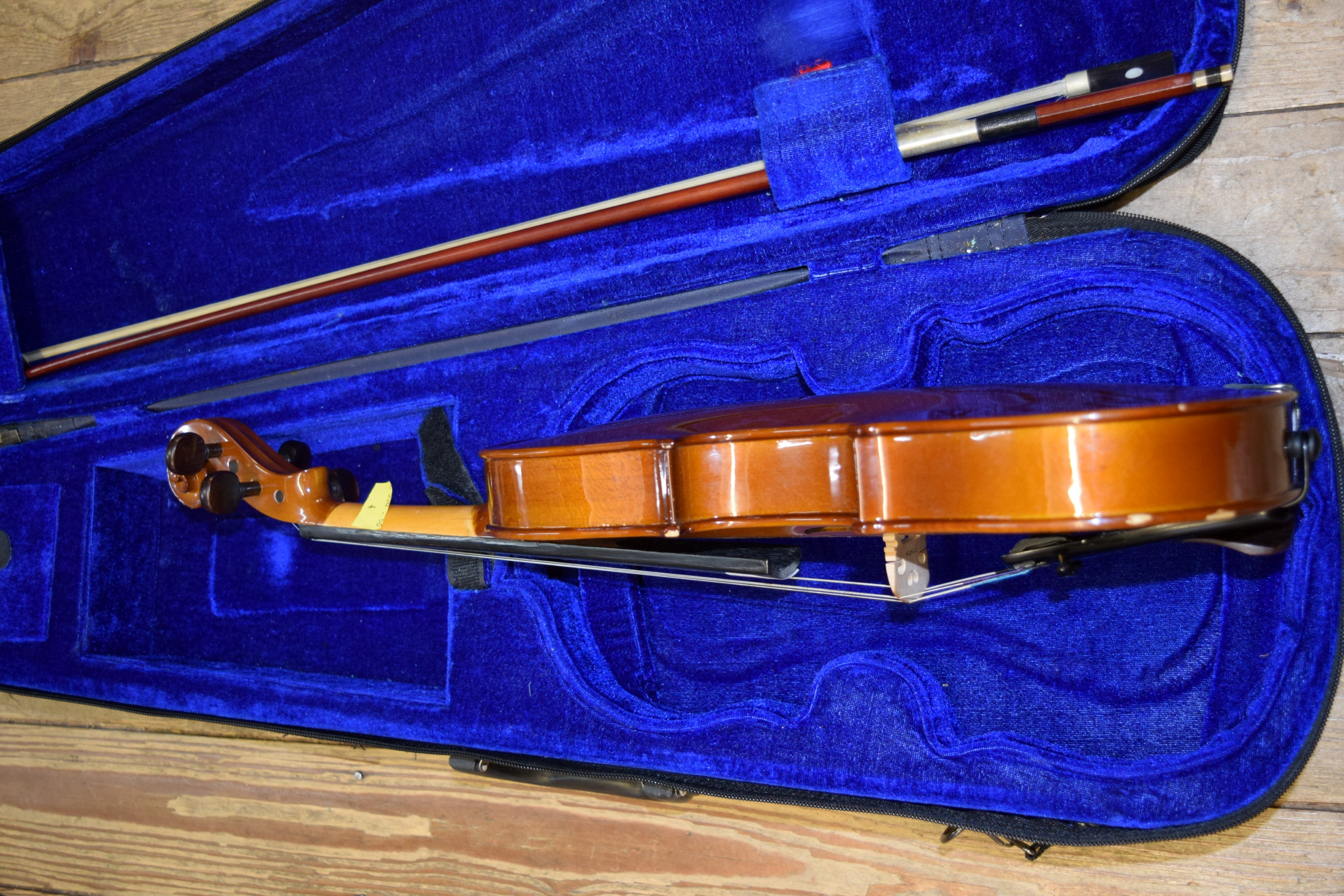 A Stentor Student violin, with 13 inch back, in padded case with bow. - Image 4 of 6