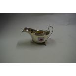 A silver sauce boat, by H W Ltd, Birmingham 1926, 15.5cm, 104g.