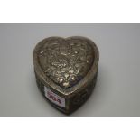 A Chinese silver heart shaped box and cover, by Cumwo,