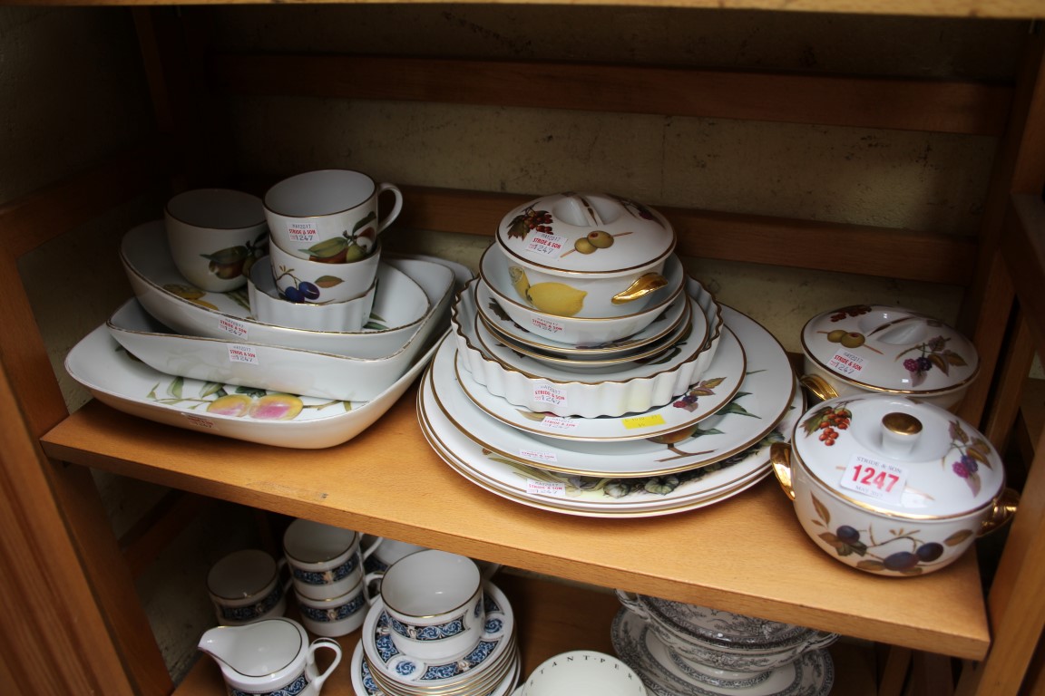 A collection of Royal Worcester 'Evesham' pattern dinnerwares;