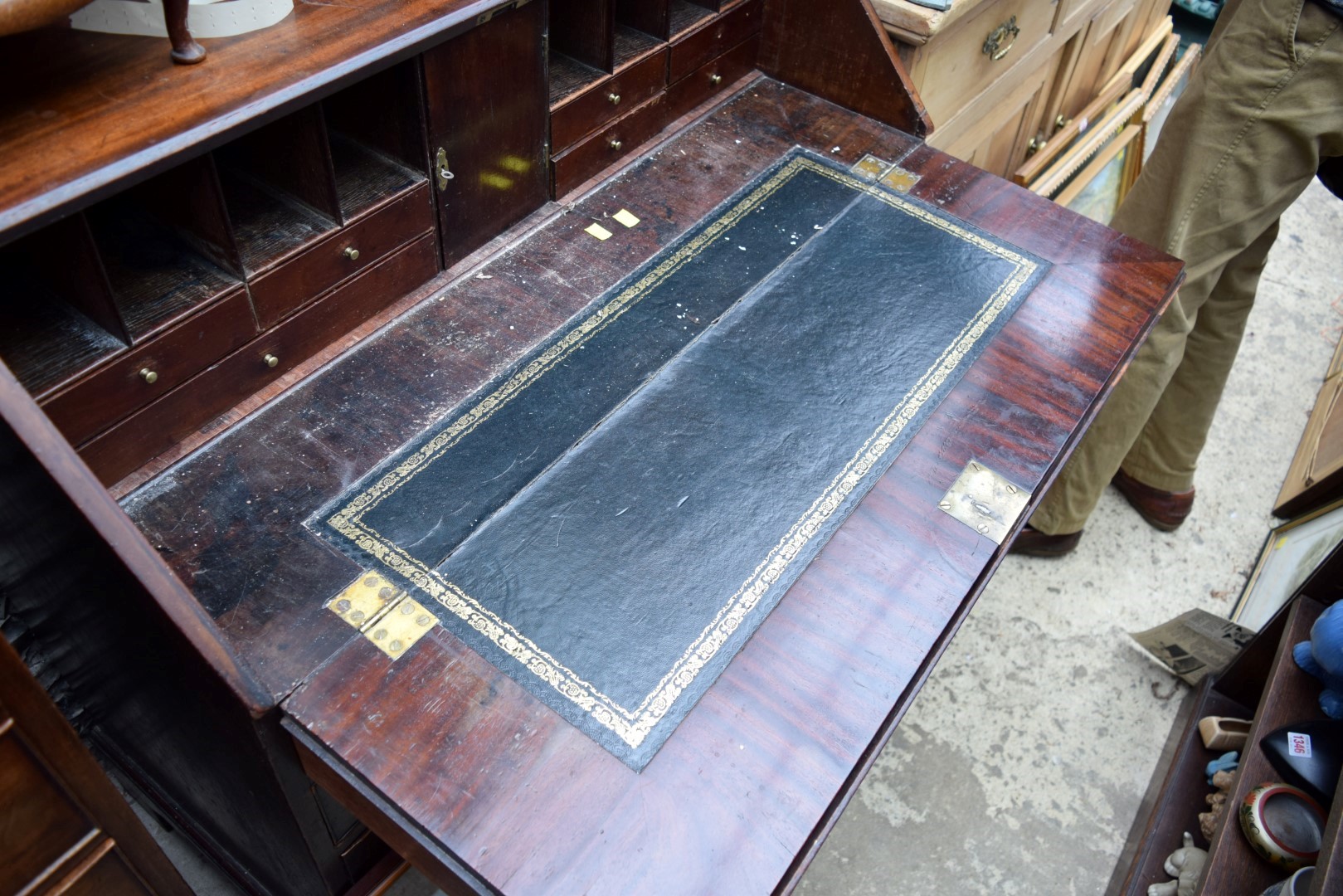 A George III mahogany bureau, 102cm wide. Condition Report: Condition O.K only. - Image 7 of 12