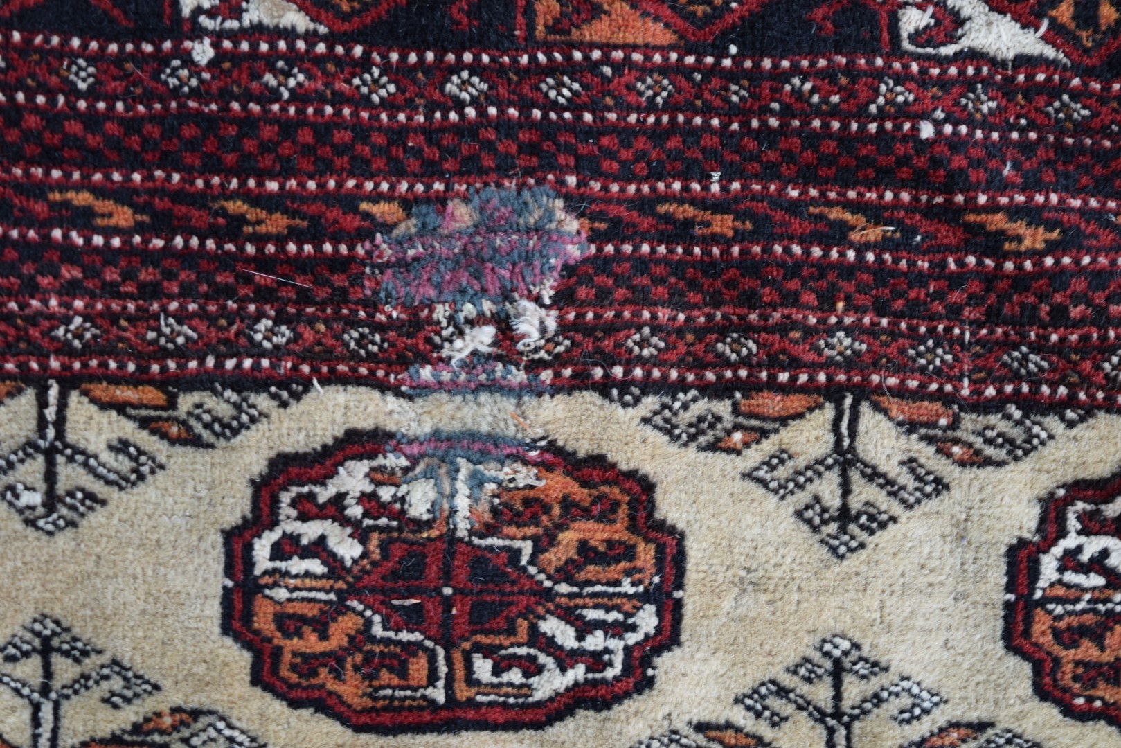 A Pakistan Bokhara carpet, with allover gul design on beige field, 268 x 186cm. - Image 3 of 4