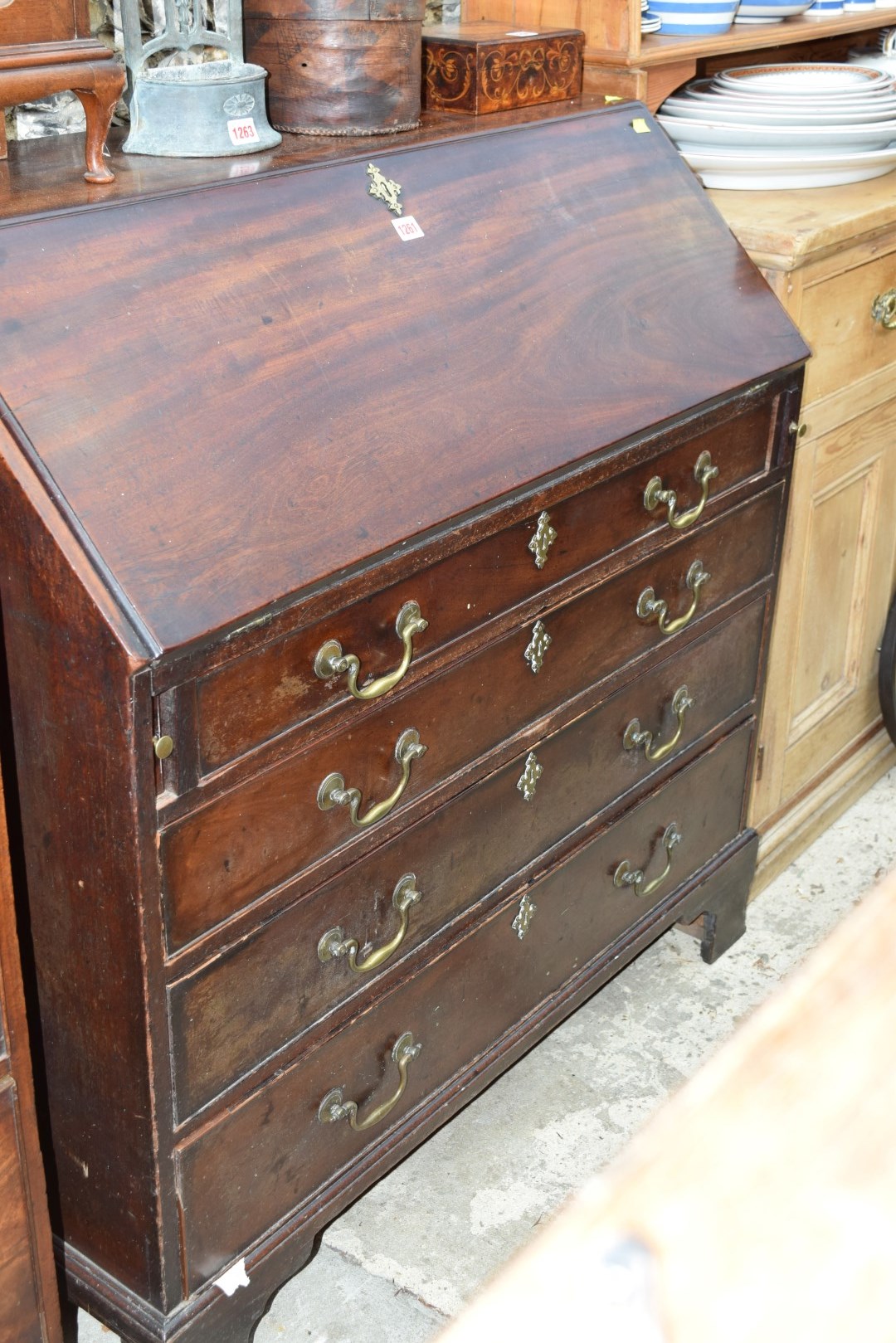 A George III mahogany bureau, 102cm wide. Condition Report: Condition O.K only. - Image 4 of 12