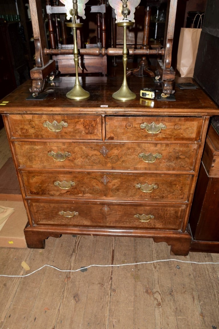 An 18th century walnut and crossbanded chest of drawers, 101cm wide. - Image 10 of 15
