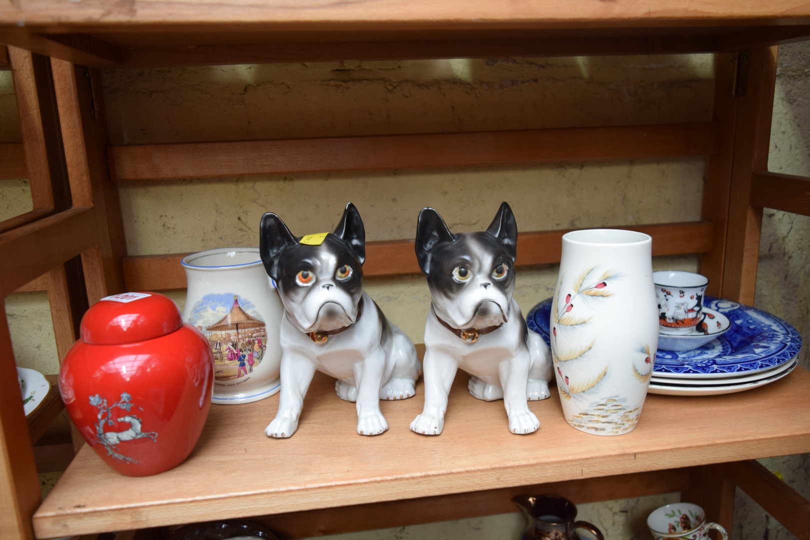 A mixed lot of ceramics, to include a Crown Devon ginger jar and cover.