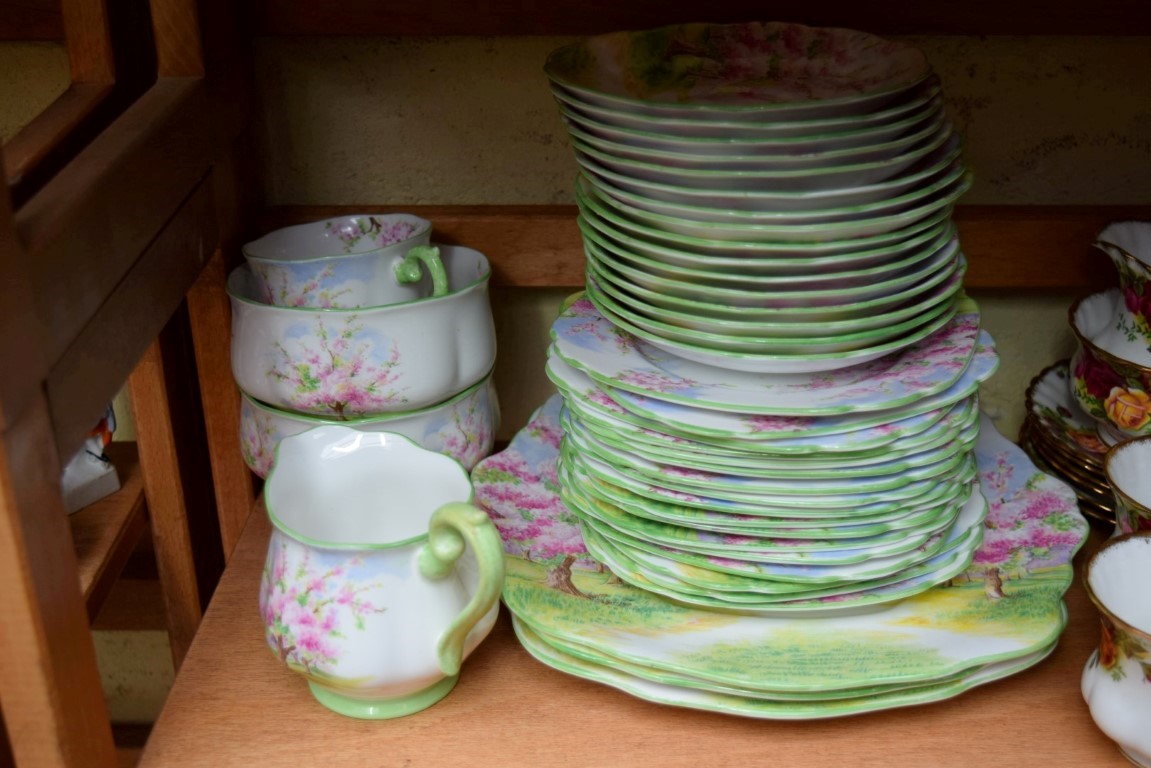 Two Royal Albert part tea-sets, comprising 'Old Country Roses'; and 'Blossom Time'. - Image 12 of 16