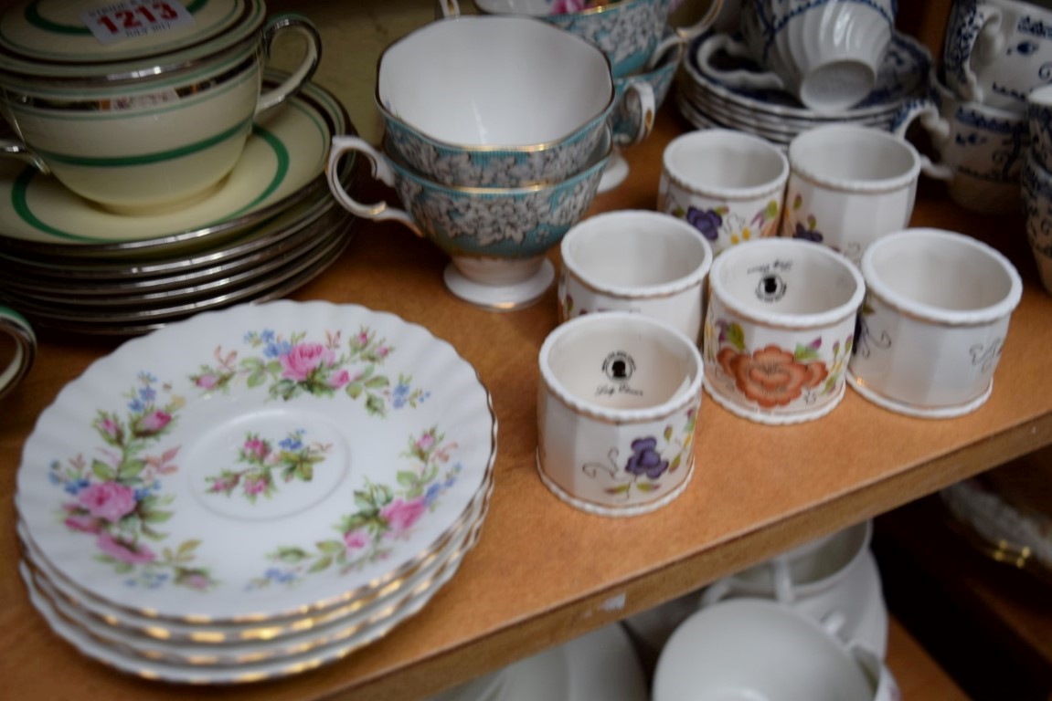 A Spode 'Royal Jasmin' part breakfast set; together with other teawares. - Image 16 of 24