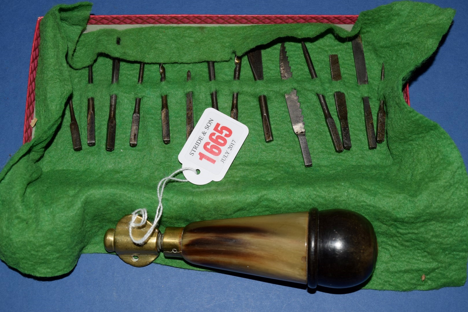 A 19th century horn and brass hollow handled pad tool, with fifteen steel fittings. - Image 3 of 22