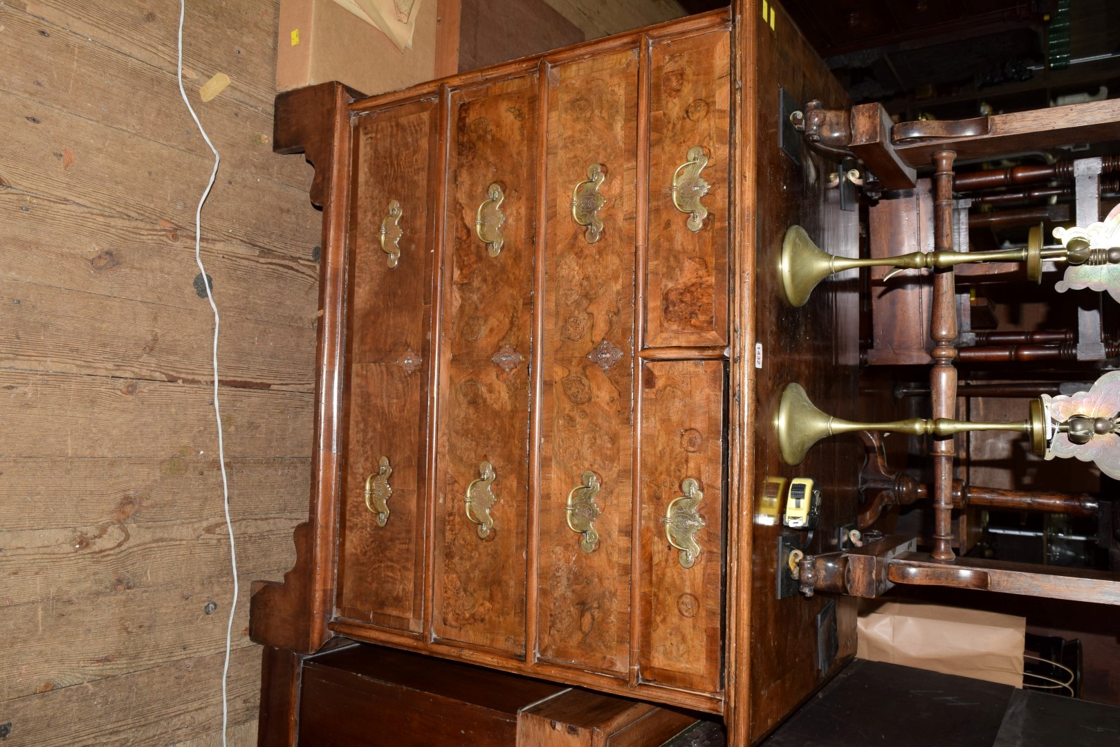 An 18th century walnut and crossbanded chest of drawers, 101cm wide. - Image 7 of 15