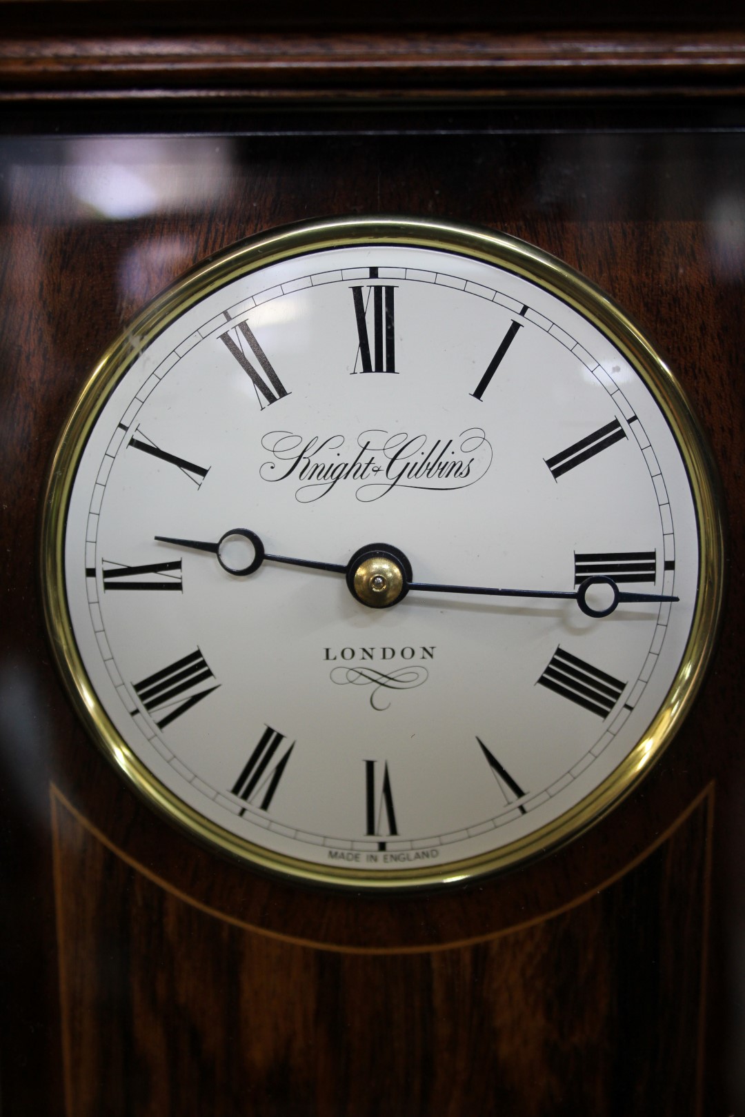 A good reproduction mahogany mantel clock, the circular enamel dial inscribed 'Knight Gibbins, - Image 2 of 7