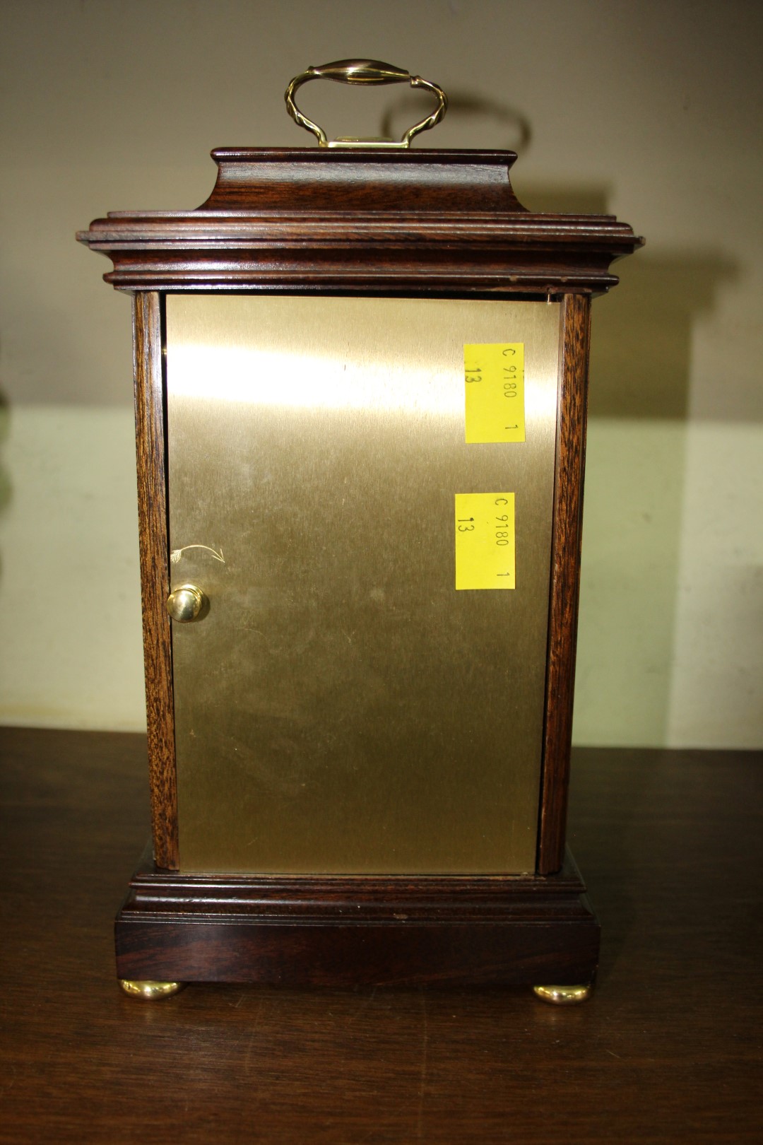 A good reproduction mahogany mantel clock, the circular enamel dial inscribed 'Knight Gibbins, - Image 4 of 7