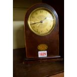 A circa 1900 mahogany dome top mantel timepiece, 21cm high.