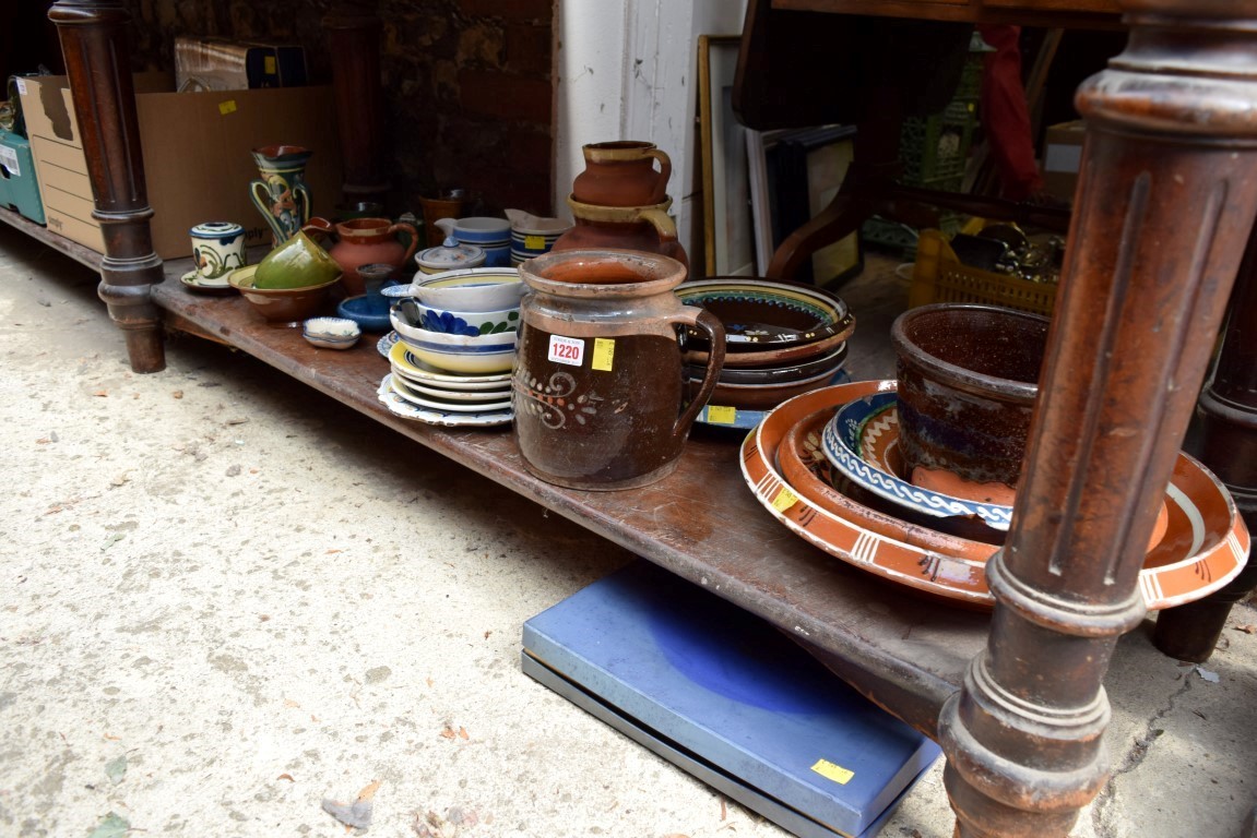 A mixed quantity of pottery, to include: slipware, Mocha ware, Quimper ware, etc.