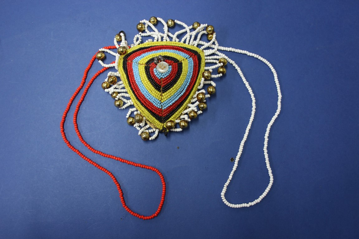 Two South American decorative bead work necklaces; together with another similar item. - Image 4 of 6