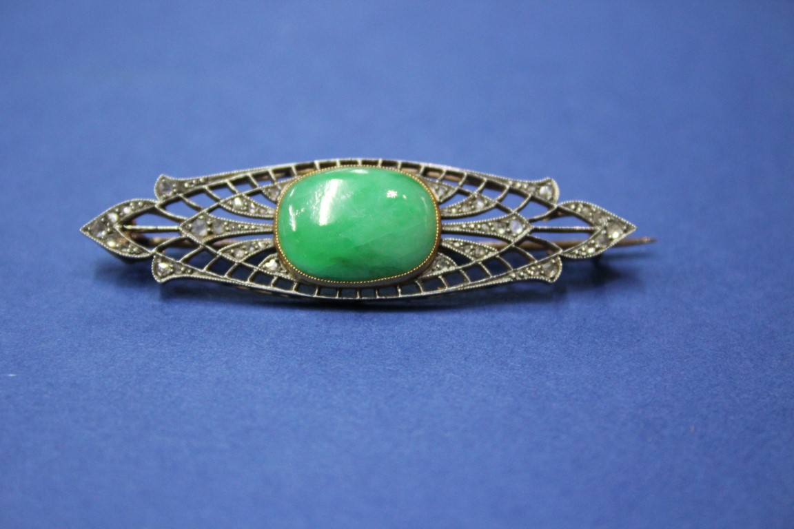 An Edwardian unmarked brooch set cabochon jade and mine cut diamonds. - Image 2 of 5