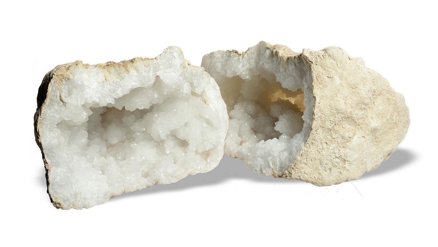 Mineral: A Quartz geode in two piecesMoroccototal width 46cm.; 18ins