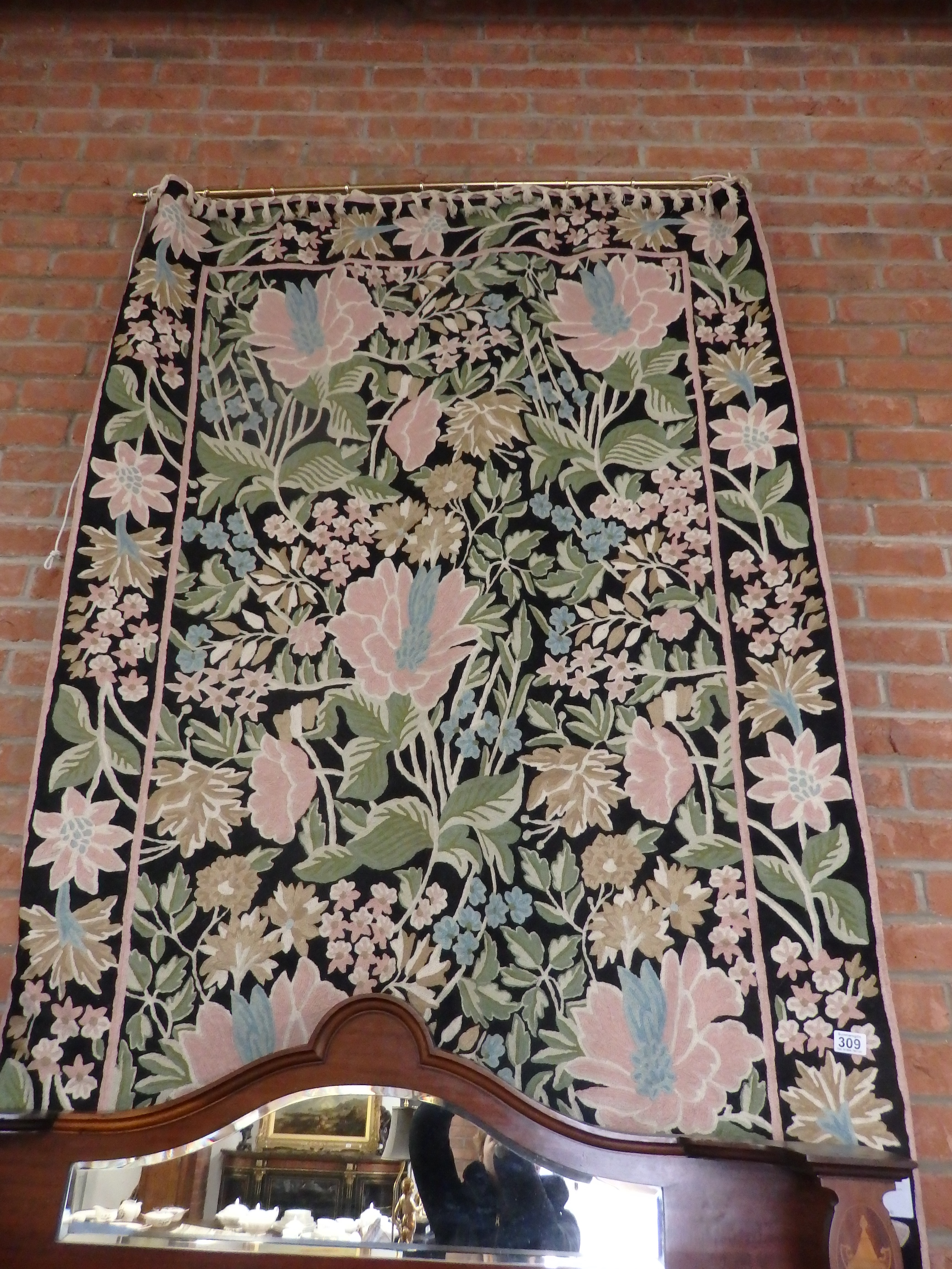 Wall hanging 1.96 x 1.24m