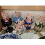 5 Wade Nat West pigs (1 stopper missing)