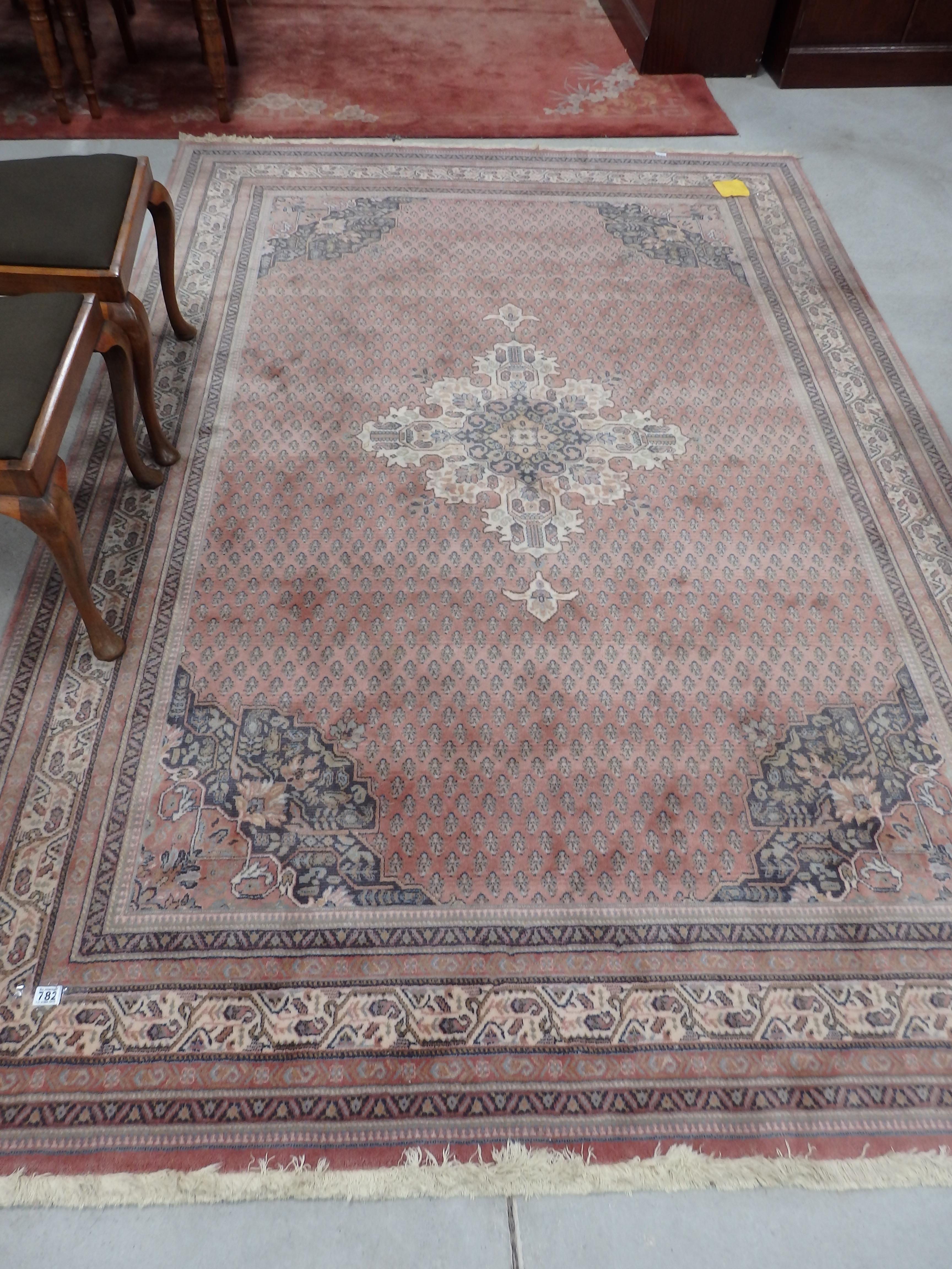 rug 2.9m x 2.0