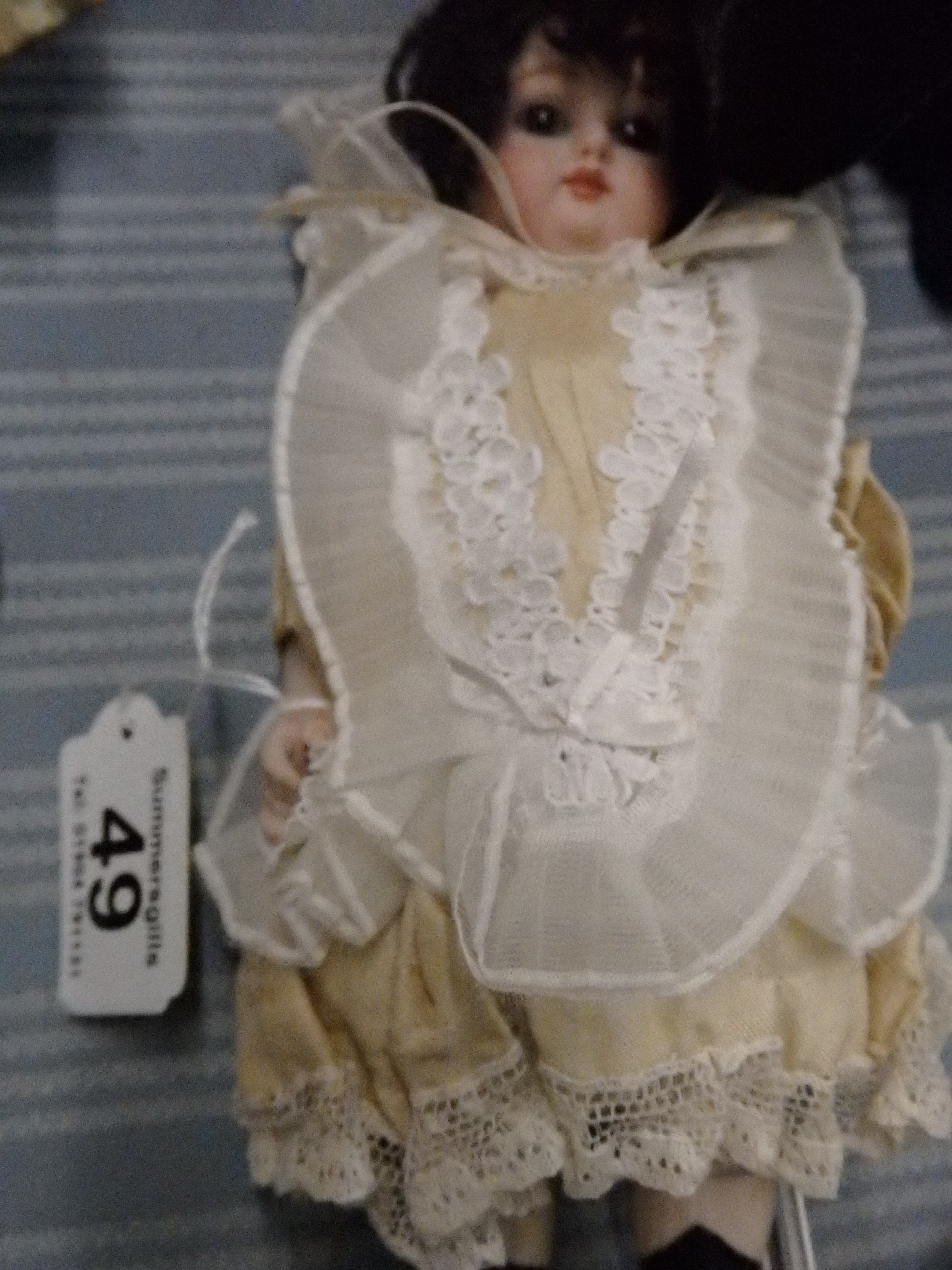 Doll with markings AL 90 21cm ht