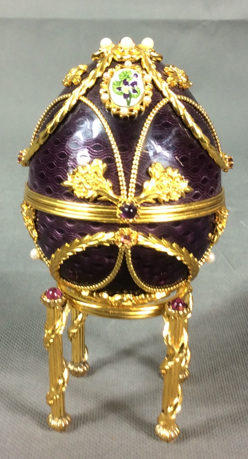 FRANKLIN MINT/HOUSE OF IGOR CARL FABERGÉ, A 20TH CENTURY RUSSIAN SILVER GILT, ENAMEL AND GEM SET