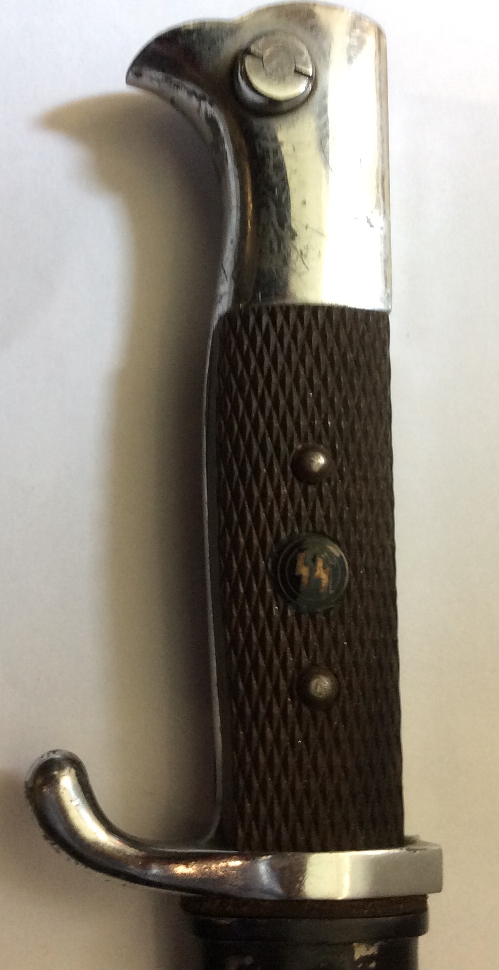 A WORLD WAR II GERMAN SS DRESS BAYONET The handle fitted with a period roundel badge and black - Image 5 of 6