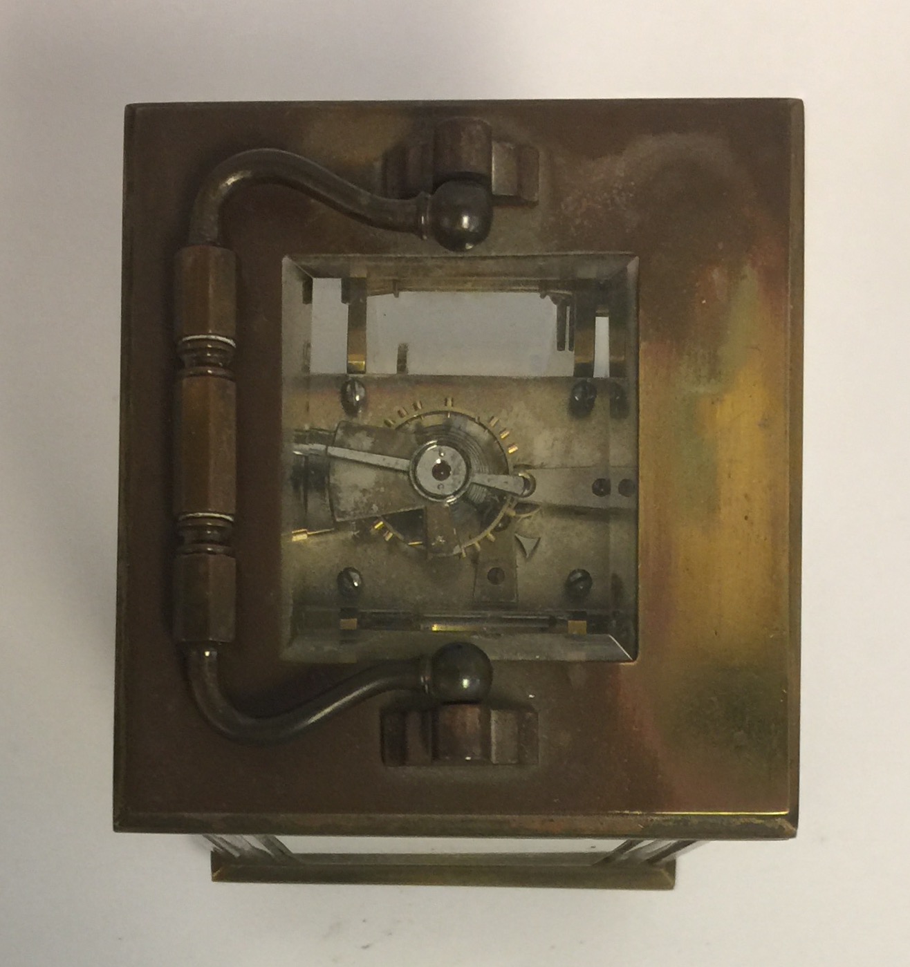 A LATE 19TH/20TH CENTURY BRASS CASED CARRIAGE CLOCK. (12cm x 7cm x 7.5cm) - Image 5 of 5